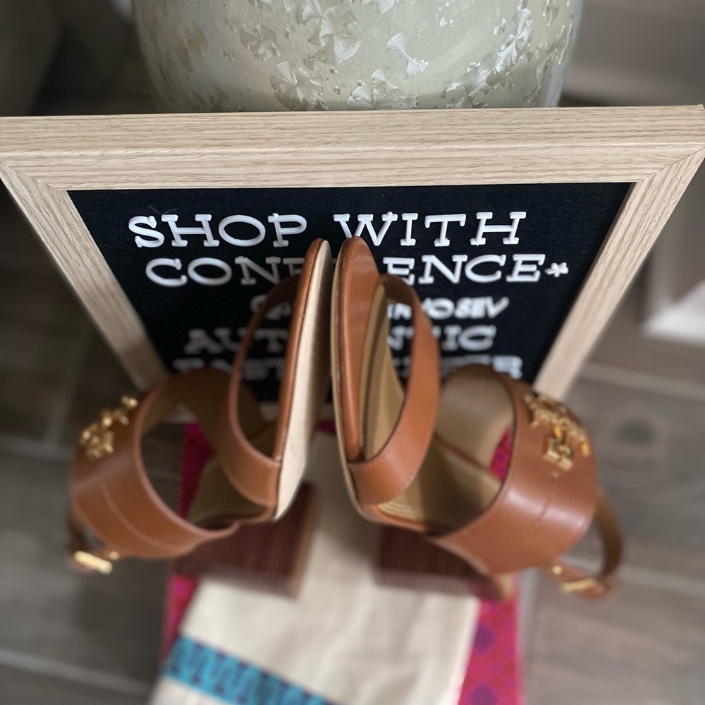 🎉 HP - 3/31 🎉 Tory Burch Everly Sandal - Picture 11 of 15